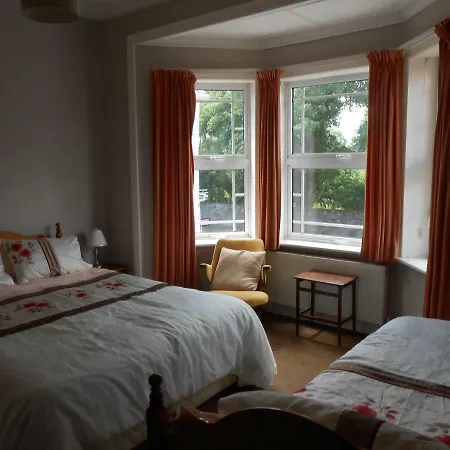 Nocleg ze śniadaniem Woodley *